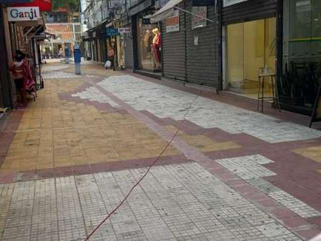 Venda de loja térrea  na josé paulino, bom retiro, são paulo.