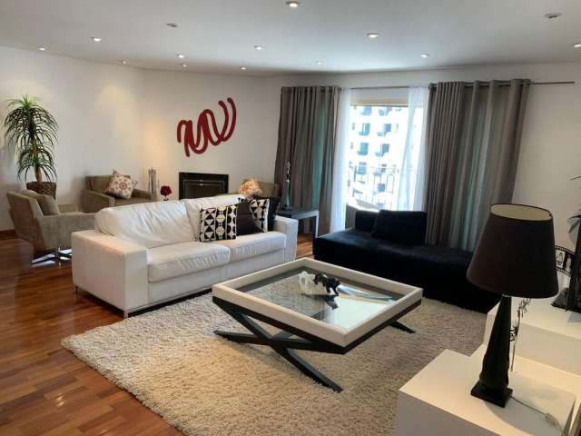 Apartamento 220m² com 3 Suítes à Venda região nobre de Santana/SP.