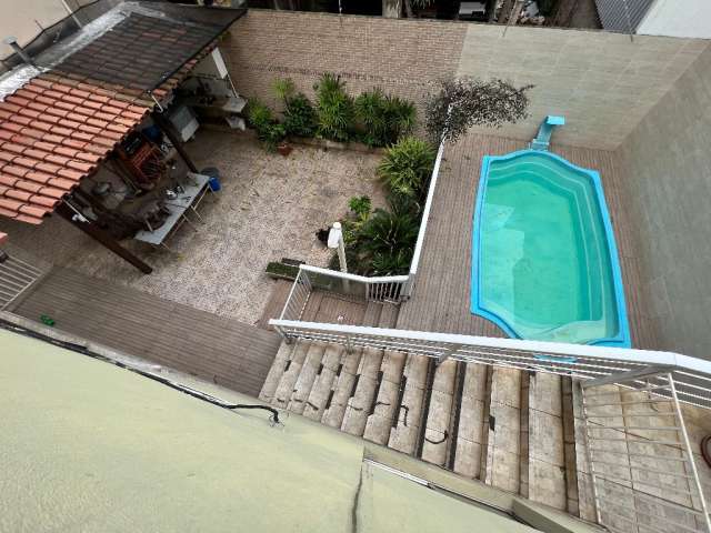 Casa 4 Quartos, Piscina, Churrasqueira, Pego Carro e Imóvel