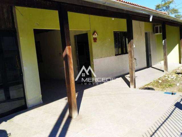 Casa com 2 dormitórios à venda, 200 m² por R$ 700.000,00 - Cordeiros - Itajaí/SC