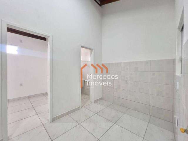 Apartamento com 1 dormitório para alugar, 30 m² por R$ 1.300,01/mês - São Judas - Itajaí/SC