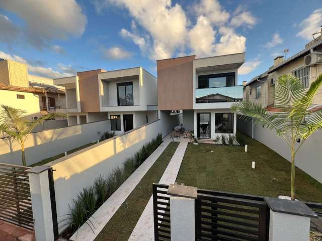 Casa - Sobrado Duplex, para Venda em Florianópolis/SC