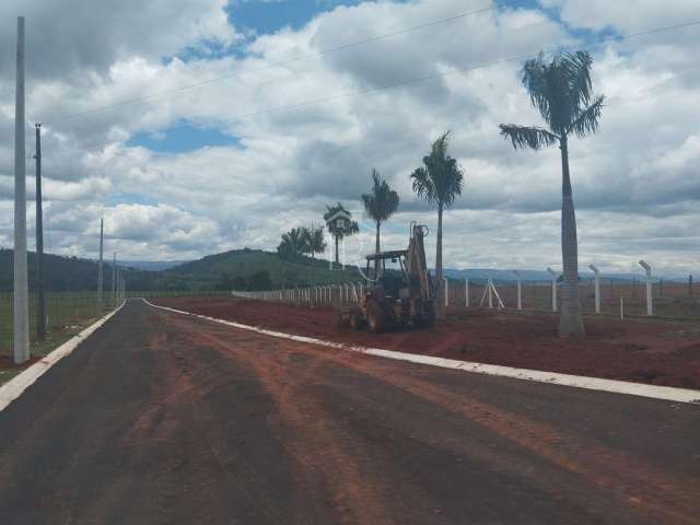 Condomínio à venda, às margens da represa de Peixoto, CASSIA - MG