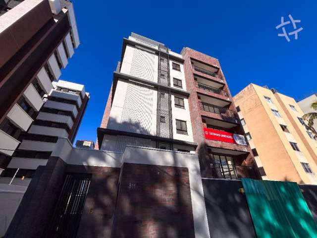 Apolar Imóveis Champagnat vende apartamentos, studios e lofts duplex no empreendimento Rise.