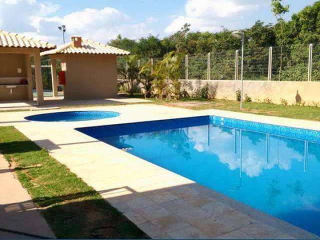 Apartamento - Cond. com piscina