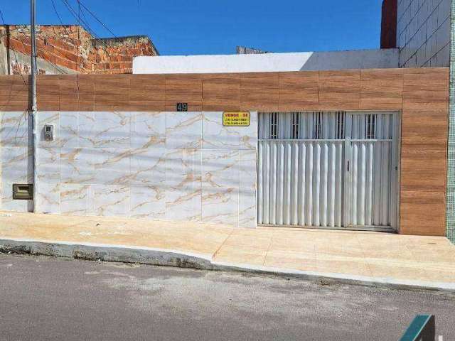 Casa com 2 dormitórios a venda no Santos Dumont