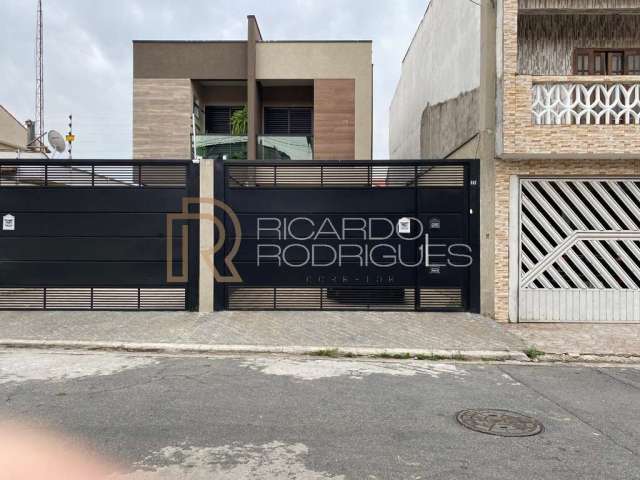 Casa Nova com Churrasqueira no Jardim Presidente Dutra 2 Suítes Lavabo 2 Vagas de Garagem 125m² Portão Elétrico