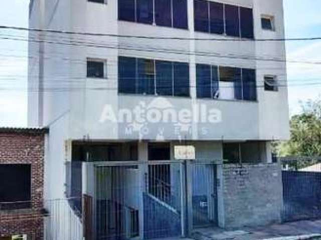 Apartamento no bairro Sagrada Familia