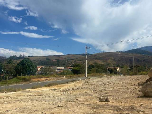 Terreno no bairro Campo Alegre, em Itatiaia - RJ