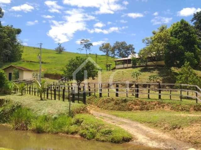 Sítio de 24 Hectares de um Cenário Exuberante em Resende - RJ