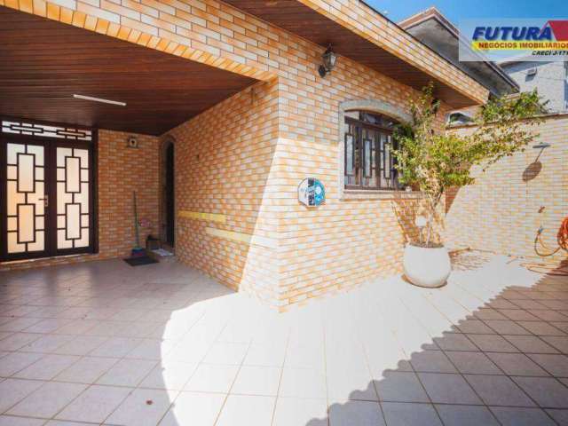 Casa com 2 dormitórios à venda, 120 m² por R$ 900.000,00 - Vila Valença - São Vicente/SP