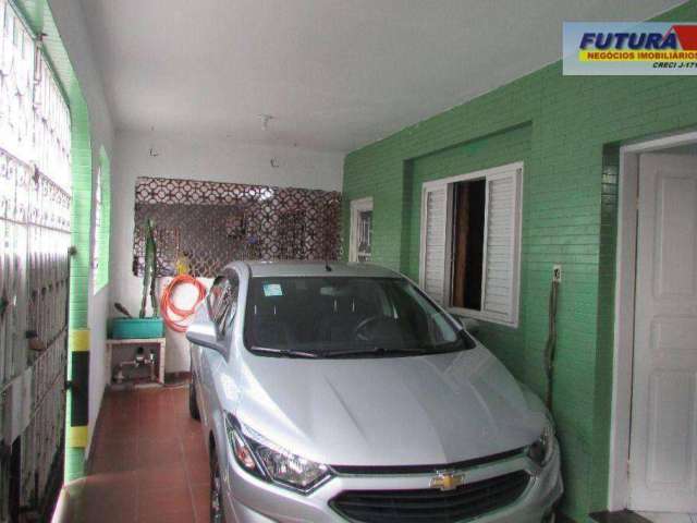 Casa com 4 dormitórios à venda, 212 m² por R$ 650.000,00 - Catiapoã - São Vicente/SP