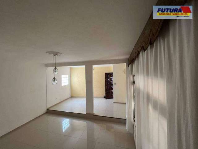 Sobrado com 3 dormitórios à venda, 128 m² por R$ 480.000,00 - Vila Voturuá - São Vicente/SP