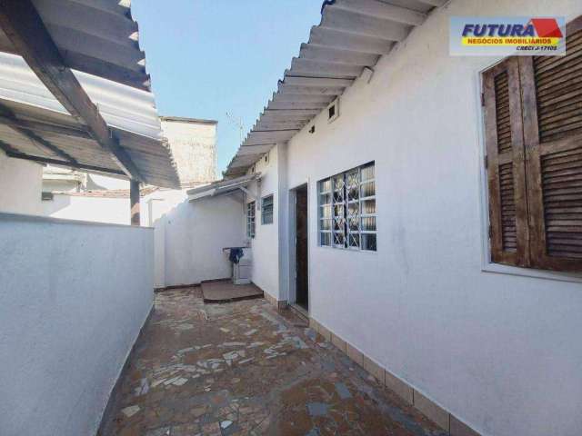 Casa com 1 dormitório para alugar por R$ 1.200,00/mês - Parque Bitaru - São Vicente/SP