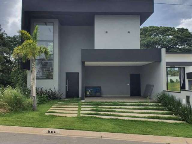 Casa em condomonio fehado com 3 dormitorios e piscina