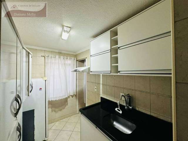 Lindo Apartamento condomínio Berbari I