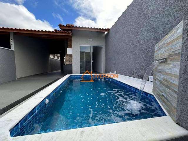 Casa para venda em Peruíbe com piscina