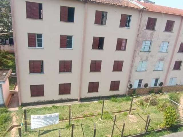 Apartamento com 2 quartos à venda na Rua Brasil, Jardim Valo Verde, Embu das Artes, 50 m2 por R$ 110.000