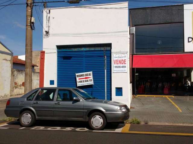 Salão comercial Na Rua Nove de Julho