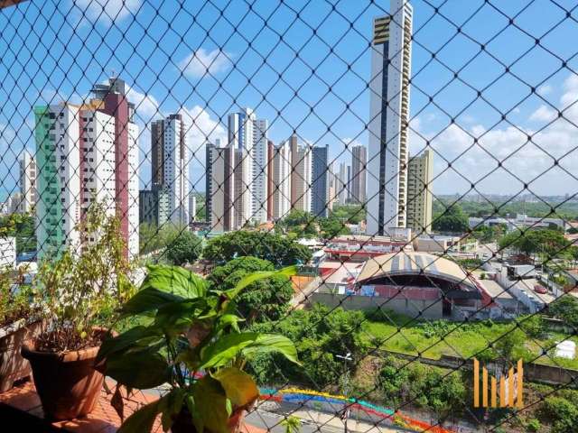 Apartamento com 3 Dormitórios e Dependência de Empregados no Miramar