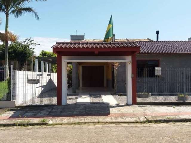 Casa Alvenaria para Venda em Pinguirito Garopaba-SC