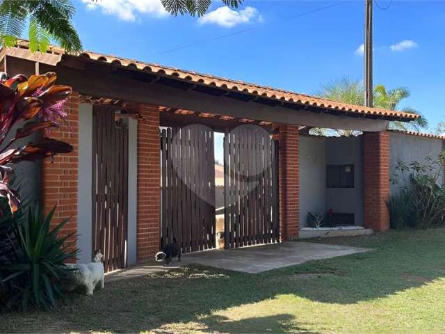 Chácara com 3 quartos à venda em Perlamar - SP