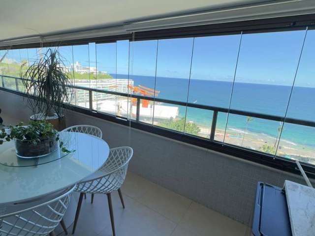 Apartamento na Barra alto padrão, 3 suítes, 3 vagas, dependência, vista mar, 183m², varanda gourmet, fino acabamento. Agende sua visita!