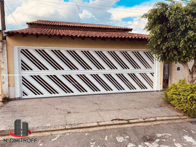 Casa / Sobrado para Venda em Mogi das Cruzes, Socorro, 3 dormitórios, 1 suíte, 3 vagas