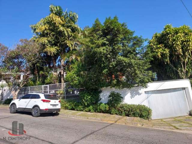 Casa para Venda em Mogi das Cruzes, Vila Oliveira, 3 dormitórios, 3 suítes, 4 banheiros, 4 vagas