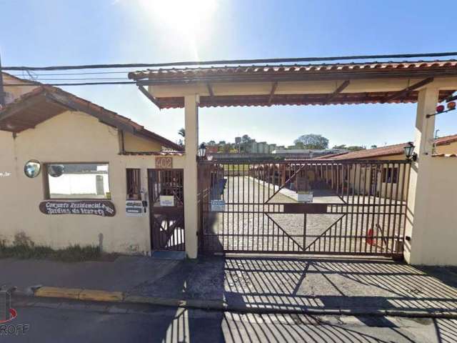 Casa para Venda em Mogi das Cruzes, Jardim Marica, 3 dormitórios, 2 banheiros, 2 vagas