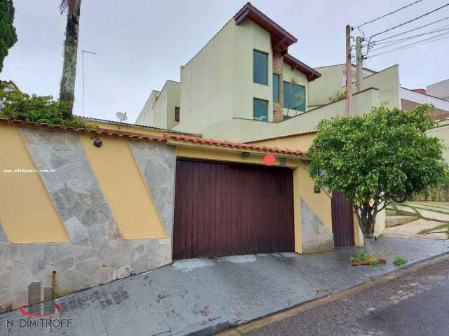 Casa / Sobrado para Venda em Mogi das Cruzes, Vila Oliveira, 4 dormitórios, 1 suíte, 2 banheiros, 4 vagas