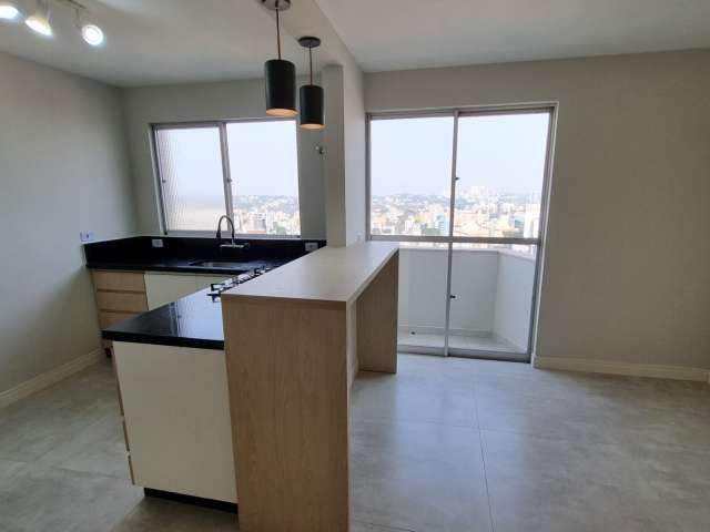 Apartamento amplo de 3 quartos com vista incrível.