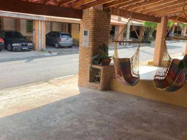 Sobrado com 2 dormitórios à venda, 70 m² por R$ 300.000,00 - Parque Califórnia - Jacareí/SP