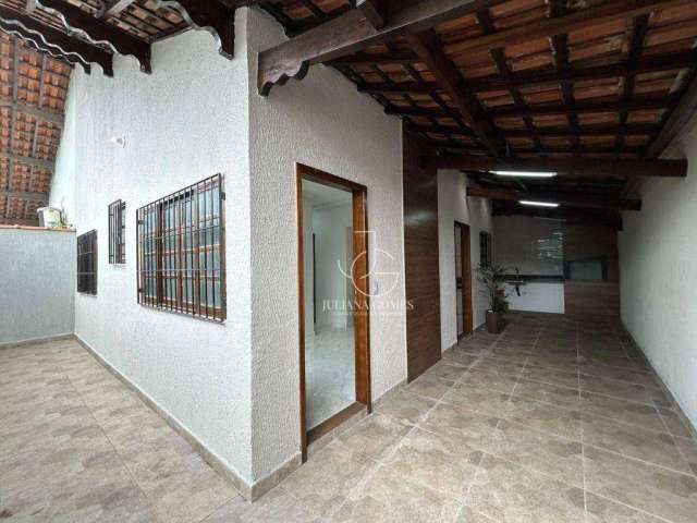 Casa com 2 dormitórios à venda, 70 m² por R$ 410.000 - Mirim - Praia Grande/SP