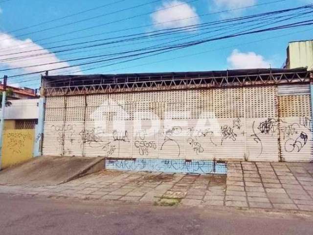 Barracão / Galpão / Depósito com 2 salas para alugar na Vila União, Fortaleza  por R$ 7.000