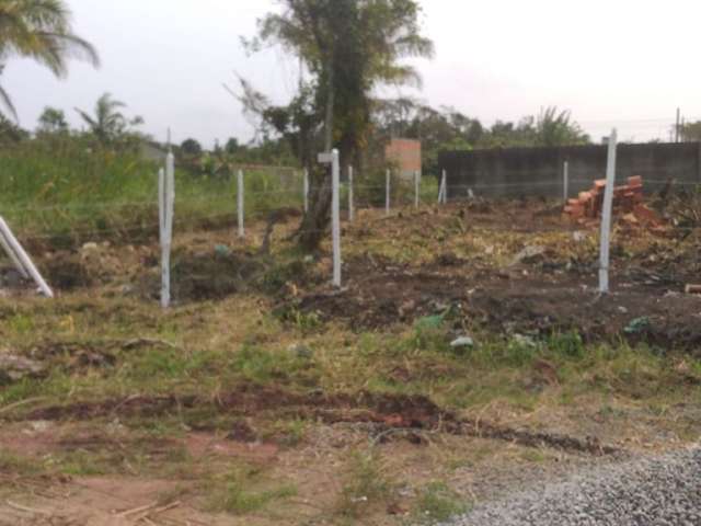 Lote de terreno em Itanhaém a 2,5 km do mar R$: 35.000,00