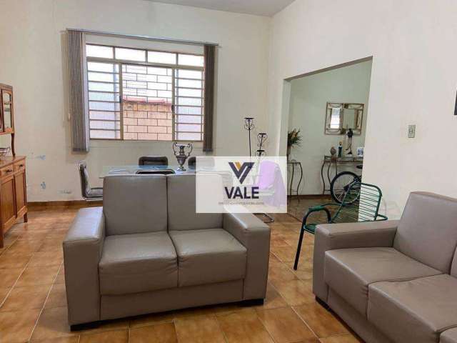 Casa com 4 dormitórios à venda, 164 m² por R$ 550.000 - Vila Mendonça - Araçatuba/SP