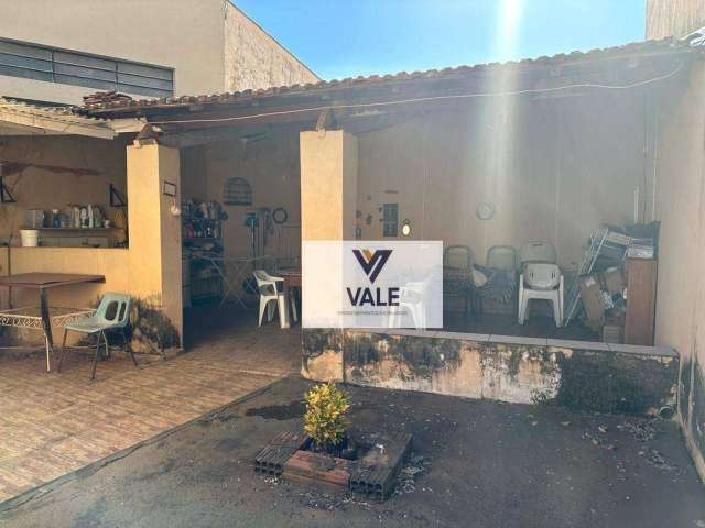 Casa com 2 dormitórios à venda, 201 m² por R$ 450.000 - Centro - Araçatuba/SP