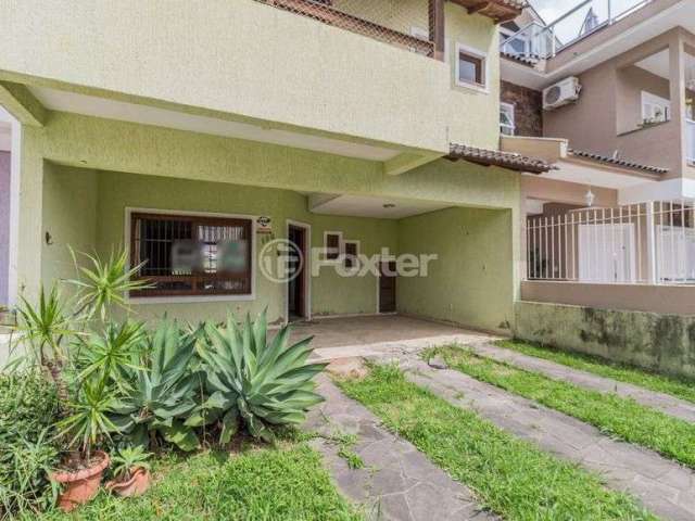 Residencial Lagos de Nova Ipanema, sobrado de 03 dormitórios sendo um suíte, pátio com piscina.