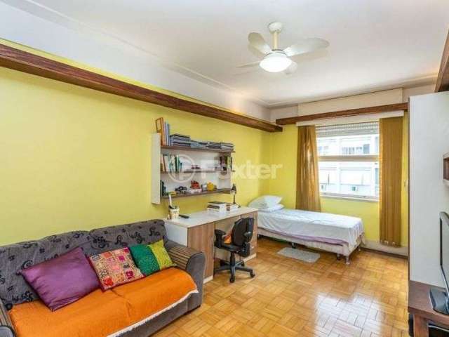 Excelente apto de 147 m2, frente, 2 quartos, 1 suíte c/ closet e hidromassagem, 3 banheiros, 1 vaga