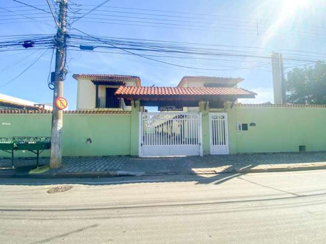 Casa / Sobrado para Venda em Bertioga, Centro, 2 dormitórios, 2 banheiros, 2 vagas