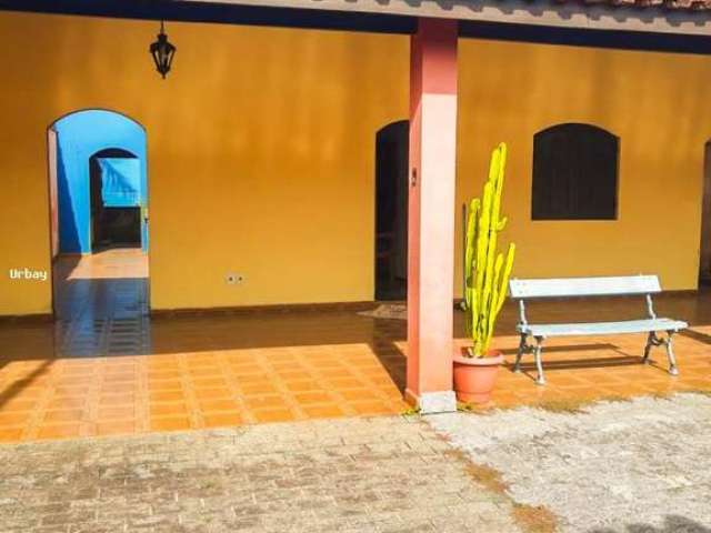 Casa para Venda em Bertioga, Vista Linda, 2 dormitórios, 2 banheiros, 2 vagas