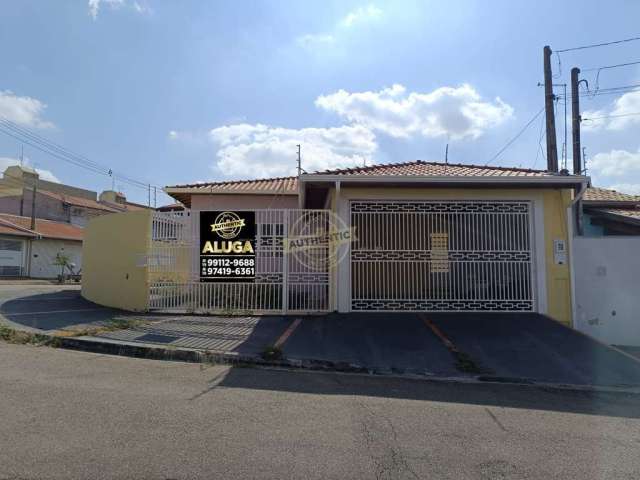 Casa com 3 quartos para alugar no Jardim Umuarama, Indaiatuba  por R$ 3.500