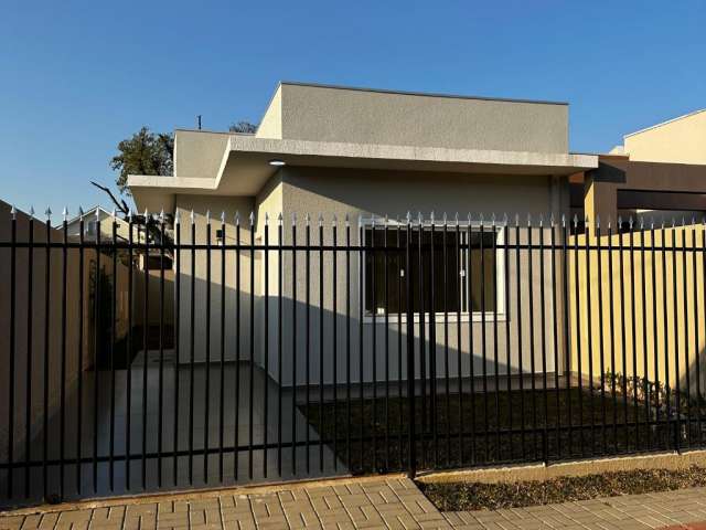 Belíssima casa á venda  no bairro Dos Estados