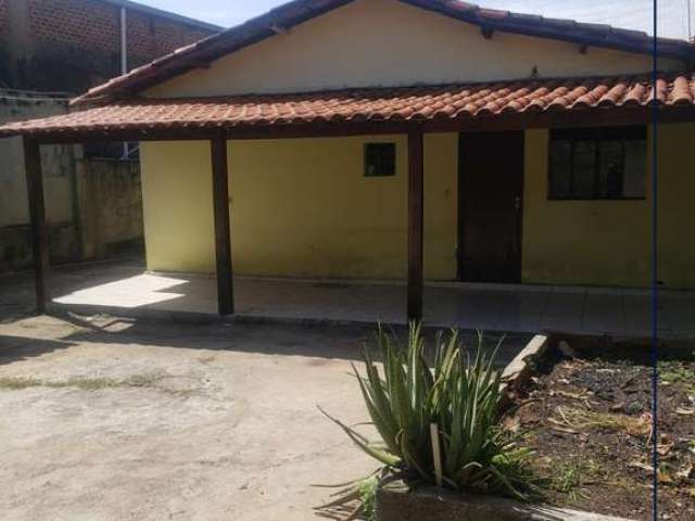 Casa com 3 quartos à venda em Betim