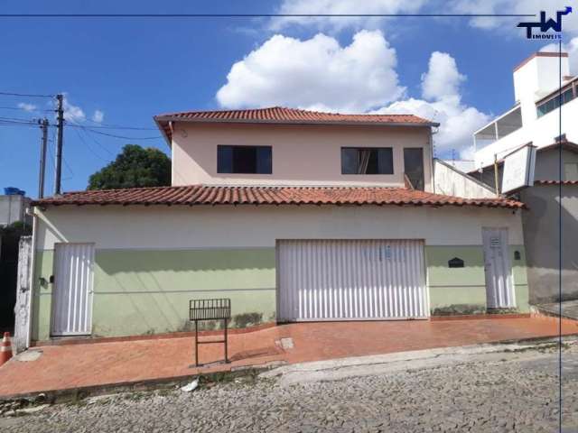 Casa com 3 quartos à venda em Contagem