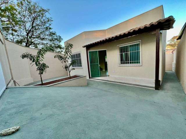 Casa com 3 quartos à venda em Sarzedo