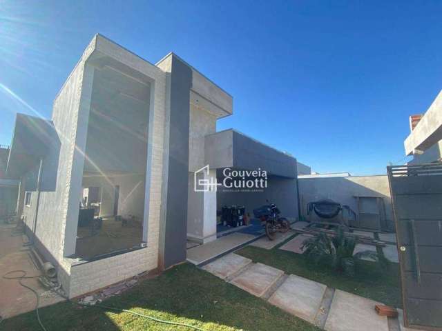 Casa com 3 dormitórios à venda, 175 m² por R$ 820.000,00 - Residencial Cerejeiras - Anápolis/GO