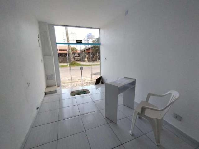 Casa Comercial para Venda em Mongaguá, Centro, 3 banheiros, 1 vaga