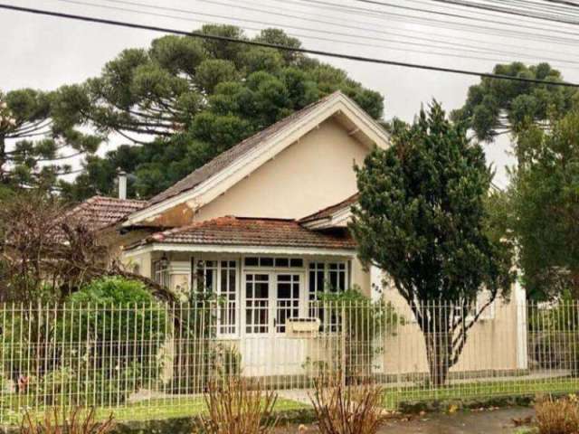 CASA 3 DORMITÓRIOS à venda no Bairro Centro com 128 m² de área privativa